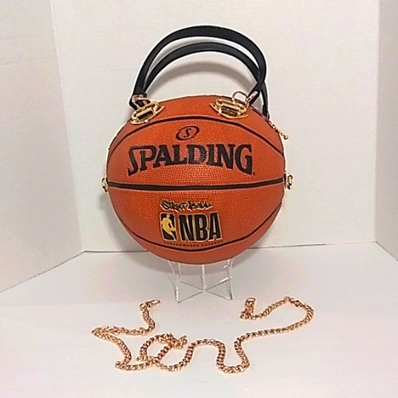 HANDMADE "ORIGINAL SPALDING" Basketball Purse 🏀 - Picture 10 of 17
